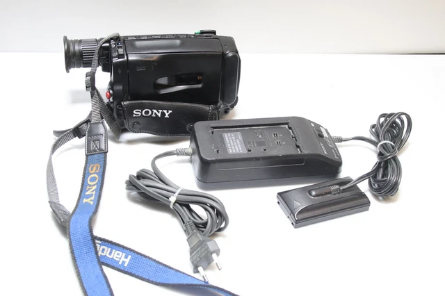 Occasion, testé Ok sur adaptateur secteur : Camescope 8mm SONY CCD-TR330E
