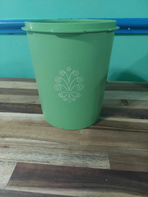 Vintage Apple Green Tupperware Canister 811-3 Lid 812-58 No Lid