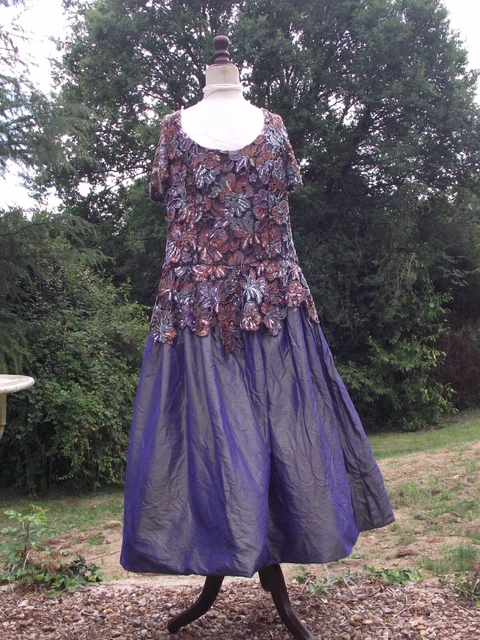 Robe Vintage BICHE DE BERE - Taffetas Moiré, Ceinture Corset, Taille M Kaki