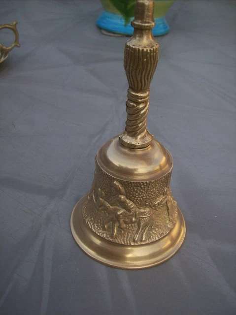 Petite Cloche En Bronze Ou Laiton Onnion - Vintage Avec Caractère - Idée Déco Atelier
