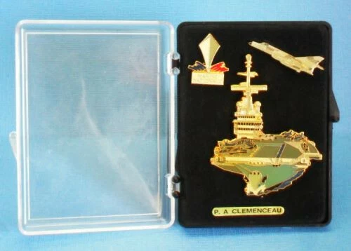 RARE PINS PIN'S .. ARMEE ARMY MARINE BATEAU WARSHIP OLD CROISEUR