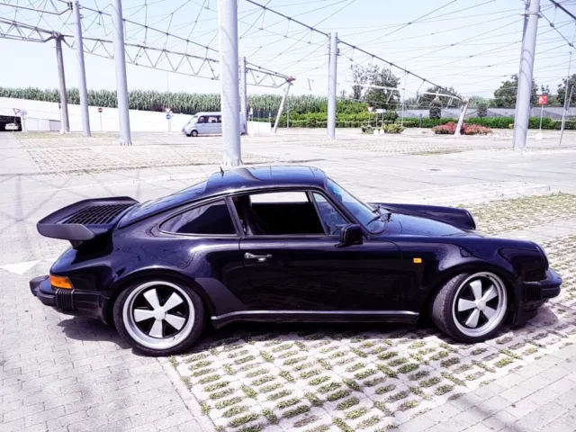 Porsche 930  turbo