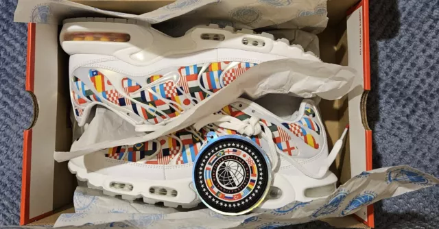 International flag nike deals