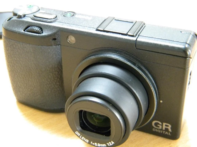 RICOH digital camera GR digital II compact black Battery Charger Used Tested 3