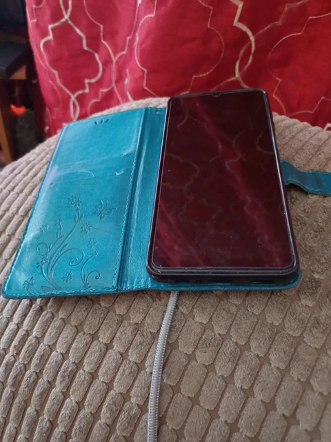 samsung galaxy a12 mobile phone Locked To EE