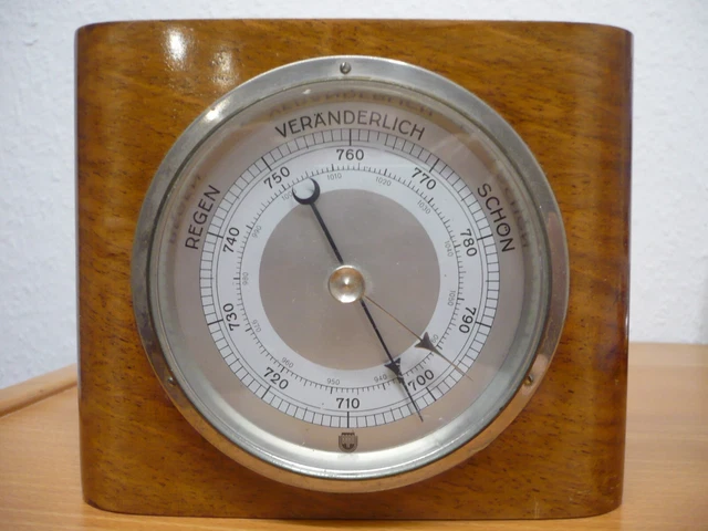 Altes Barometer BARO aus Holz