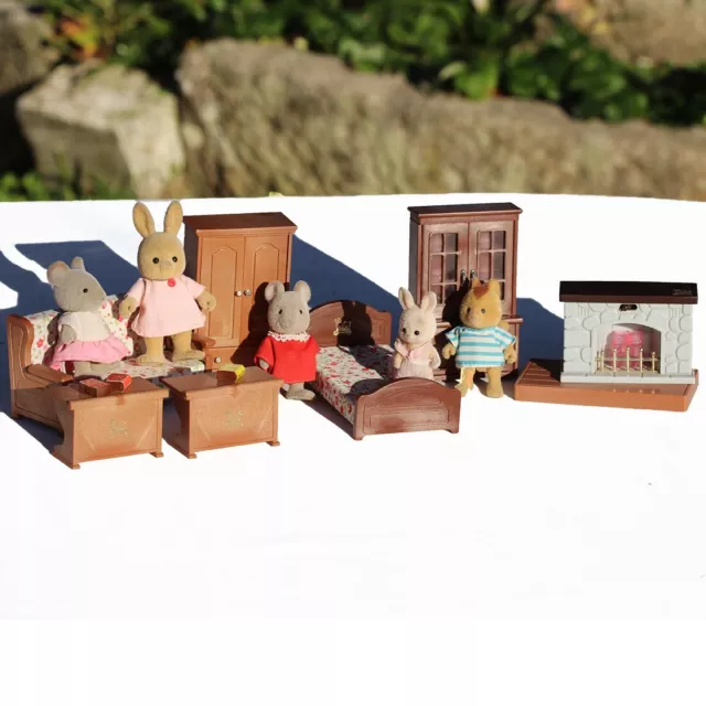 Maison cosy cottage avec chats et lapins la Sylvanian Families Les Petits  Malins