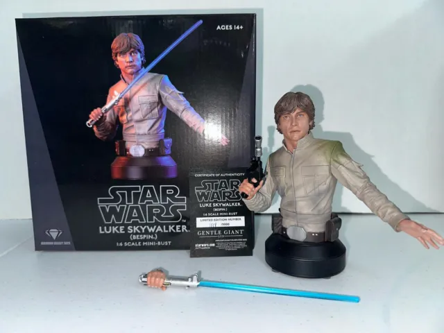 Gentle Giant - Star Wars: Luke Skywalker (Bespin) 1:6 Scale Mini-Bust Statue