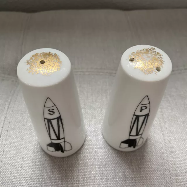 vintage MCM rocket Atomic salt and pepper shakers japan Ceramic White Gold