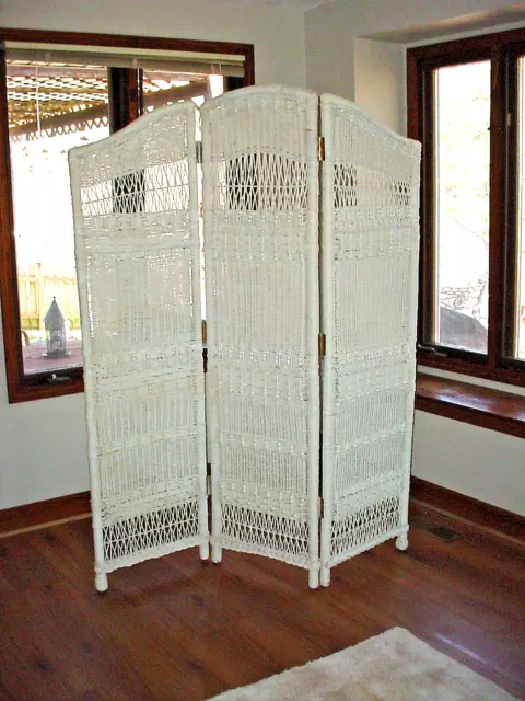 Boho White Wicker Rattan Room Divider Changing Screen 71"x60" Folding 3 Panel