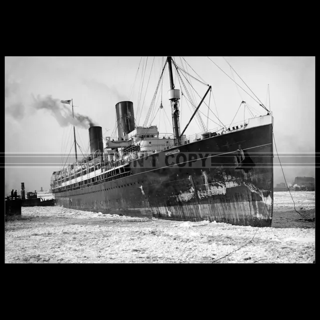 Photo B.003996 SS LA TOURAINE CGT FRENCH LINE PAQUEBOT OCEAN LINER STEAMSHIP