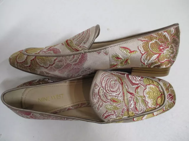 NINE WEST beige gold red floral tapestry fabric loafers  flats  shoes sz 7.5