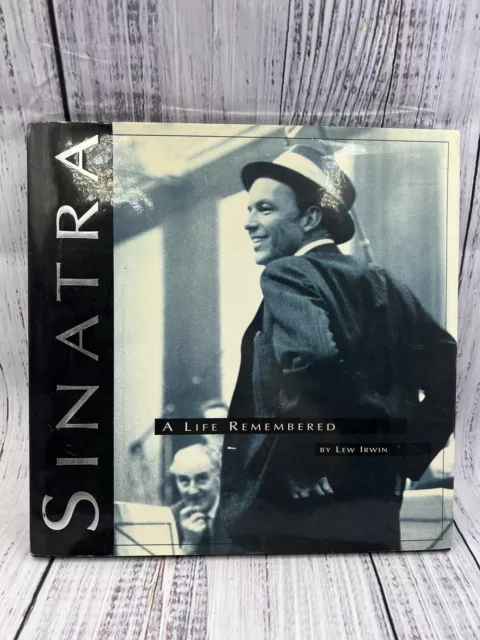 Sinatra - A Life Remembered by Lew Irwin libro ilustrado mesa de café de tapa dura