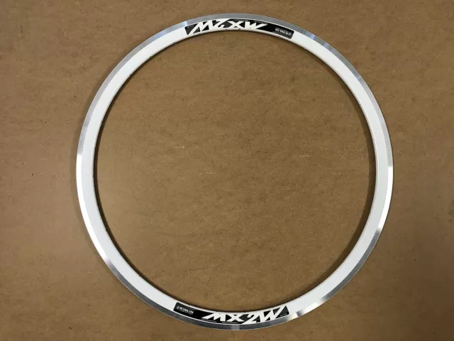 New KINLIN MX2W Alloy Rim 700C (622x15) 14G 32H PV CSW Painted White