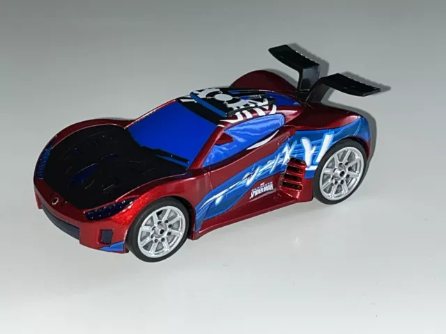 Marvel Ultimate Spider-Man Carrera GO!!! Maßstab 1:43 2013 Funktionierender Comic-Slot Auto