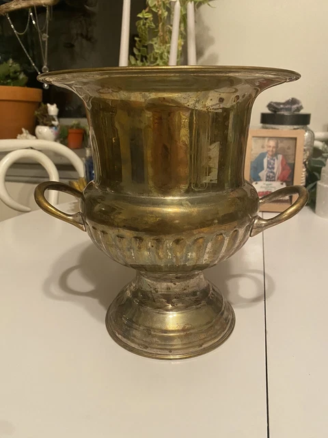 Old Brass Handcrafted Unique Shape Heavy Fine Planter/Pot