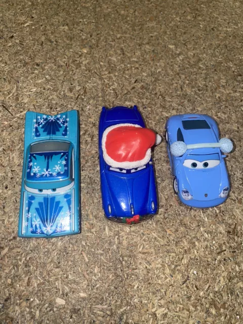 Disney Christmas Pixar Cars Decked Out Doc Hudson Snow Day Sally Ramone Diecast