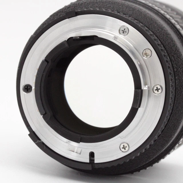 Nikon AF DC-NIKKOR 105mm F/2 D [Near Mint] 3