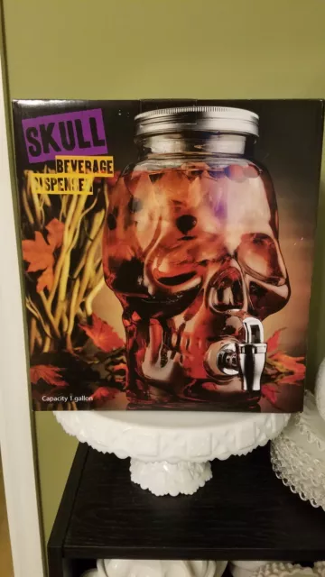 https://www.picclickimg.com/2PUAAOSwPEFbmw-R/Clear-Glass-Halloween-Party-Skull-Drink-Beverage-Dispenser.webp