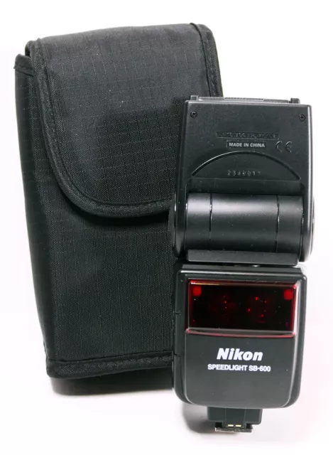 Nikon SB-600 Speedlight Flash With Case for Nikon Digital SLR Cameras-TESTED