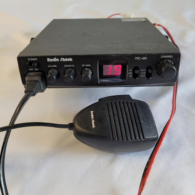 Vintage Black Radio Shack 40 Channel 2 Way CB Radio TRC-484 w/ Mic Tested Works!