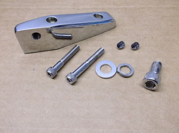 10 Custom Chrome Exhaust Pipe Bracket for 1991-1998 Evolution Dyna Glides