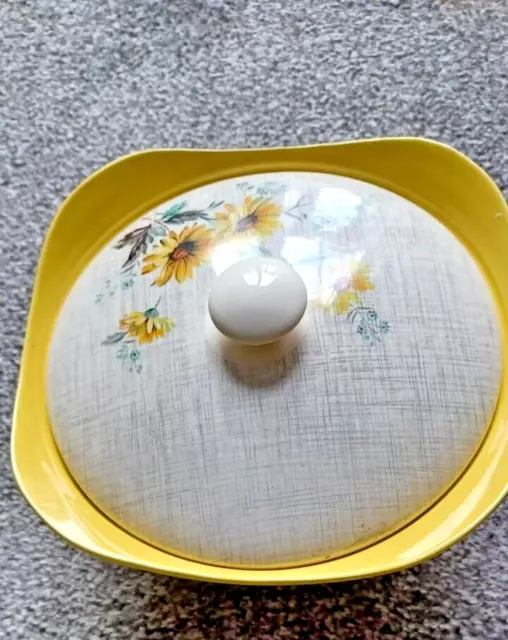 J & G MEAKIN SOL 'Summertime' Yellow Bowl/ Tureen With Lid 391413. Vintage