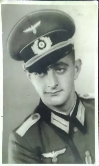 Schwarz Weissfoto 2.Weltkrieg  Soldat Wehrmacht Hamburg Daten Rückseite