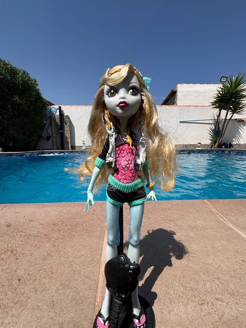 MUÑECA MONSTER HIGH • Lagoona Blue • 1' Edicion EUR 100,00