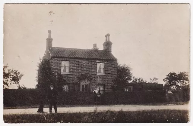 A RURAL COTTAGE - real photo postcard  posted in 1905 - Kings Lynn to Walsoken