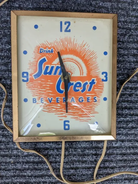 Vintage SUN CREST BEVERAGES Electric Clock - Working - Original SWIHART Products