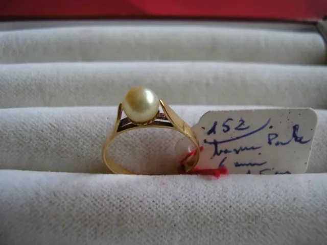 N°152  Bague Dame Or 18K Perle De Culture.....110 Euros