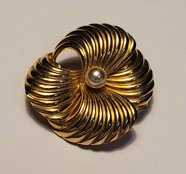 Broche Vintage Fleurs En Métal Plaqué Or Jaune - Bijou Ancien - Occasion