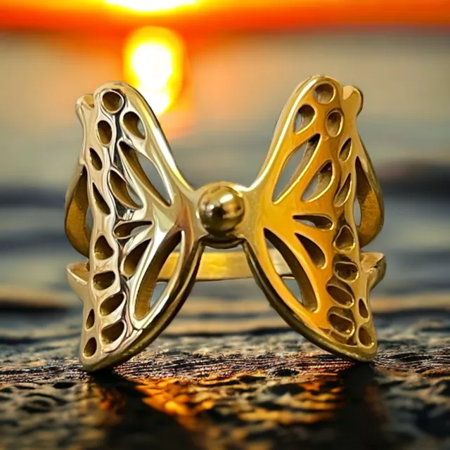 SIZE L - ladies Gold Butterfly Large Statement ring