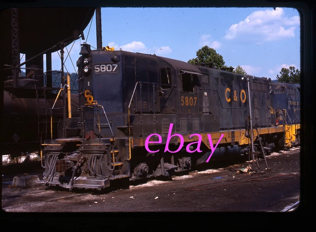 Orig Slide Chesapeake & Ohio C&O #5807 GP7 1976