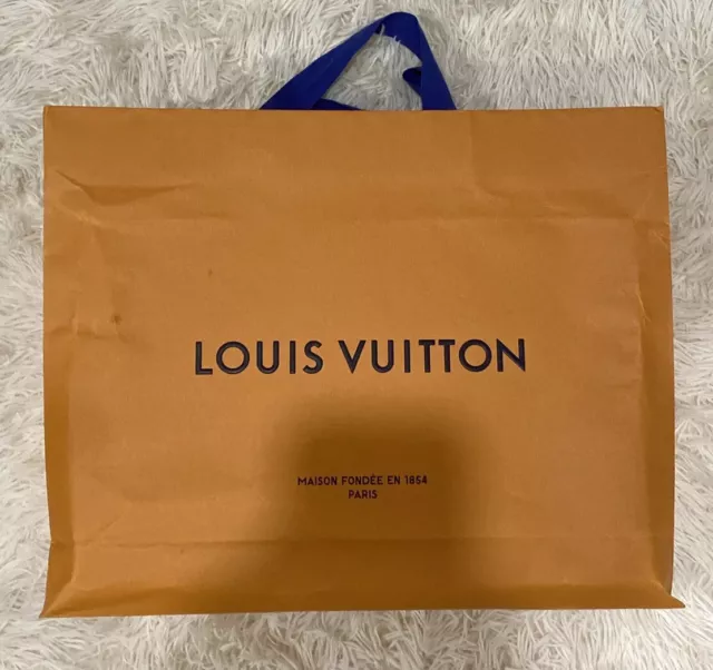 Authentic LOUIS VUITTON Paper Gift Shopping Bag Tote SIZE LARGE 19” X 15” X 4.5”