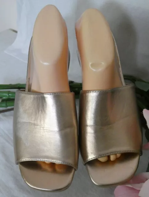 Vintage late 90s/Y2K Dolcis Gold colour slip on sandals UK8 VGC Unisex