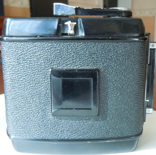 Dos Mamiya RB67  220, format 56 x 72 mm Roll Film Back 2
