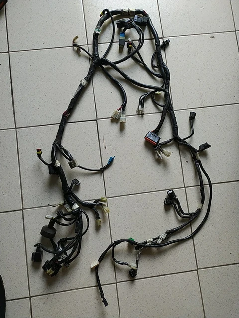 Kit Tagliando 4 Filtri Per SEAT Leon 1.6 TDI 66 KW 2010-2012 - Olio, Aria, Carburante, Abitacolo