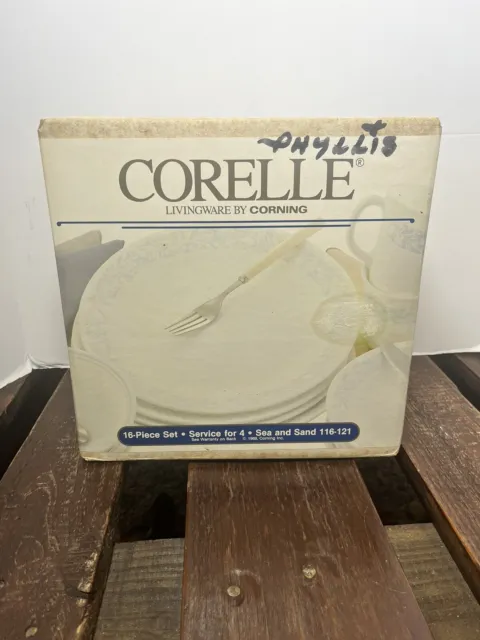 Vintage Corelle Livingware By Corning Sea and Sand 16 Piece Set NOS 1989