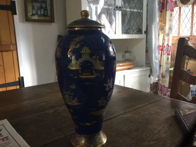 carlton ware art deco vase are