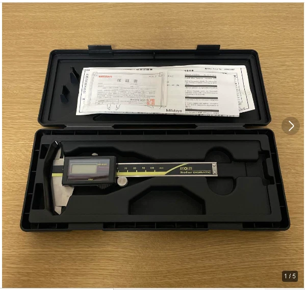 Mitutoyo Vernier Calipers CD-S10C W / Case