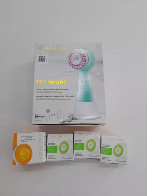 Clarisonic Mia Smart Green BNIB 3in1 Sonic beauty device & cleanser w Bluetooth