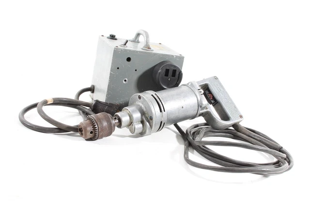 Vends tondeuse à gazon ancienne avec son moteur castor sur Gens de