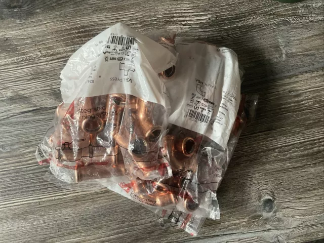 Xpress Copper Fittings 22mm And 15mm  320 Pieces. Job Lot.