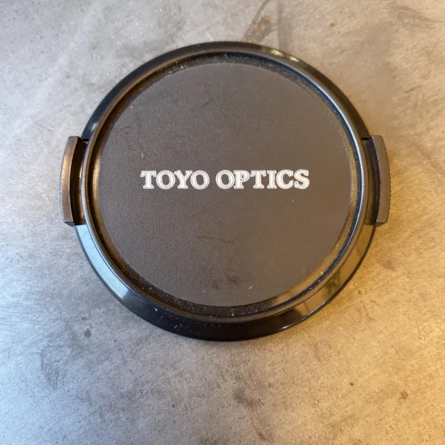 Tapa de lente frontal pellizcada Toyo Optics 52 mm