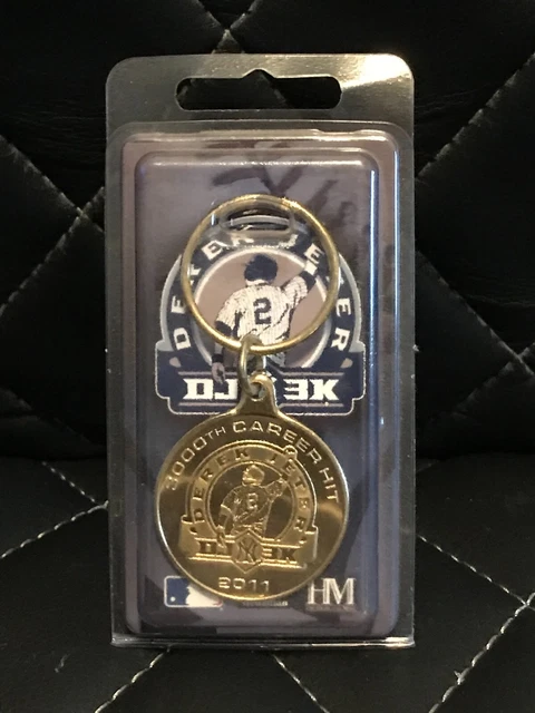 New York Yankees Derek Jeter DJ 3K Metallic Coin Key Chain New York Yankees Derek Jeter DJ 3K Metallic Coin Key Chain