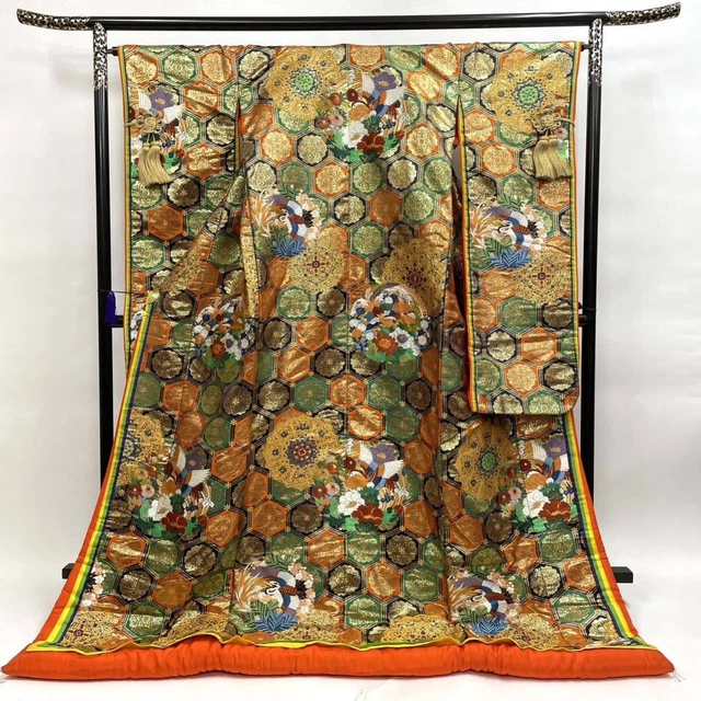 Japanese Kimono Uchikake Luxurious Wedding Embroidery Pure Silk Flower K583