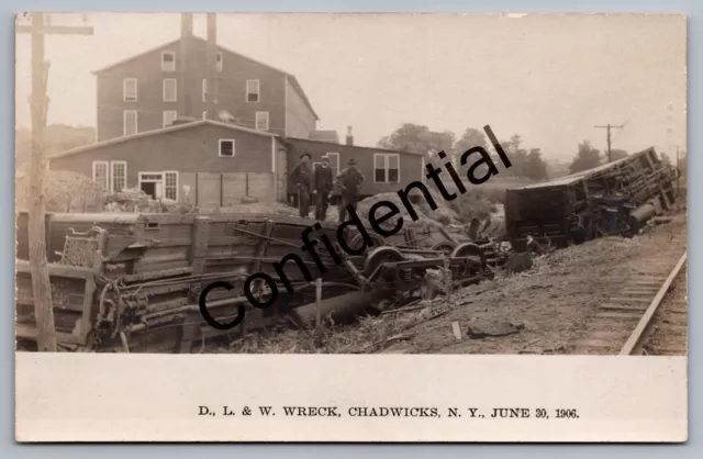 Real Photo 1906 DL&W RR Train Disaster Wreck Chadwicks NY New York RP RPPC G165