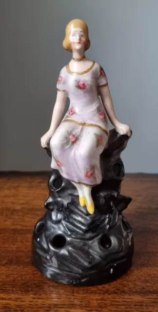 Pretty Art Deco 1920s/30s Pottery Lady Figure Statue Flower Frog Centrepiece